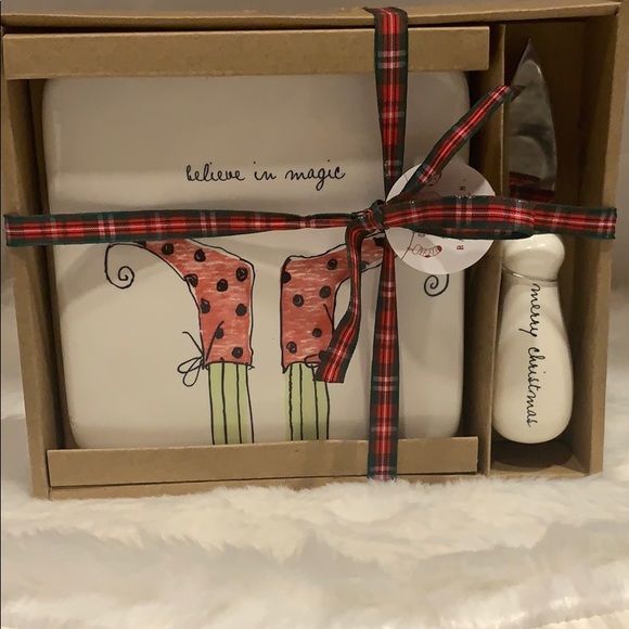 Rae Dunn Other - 🎄Rae Dunn Holiday Cheese Plate & Knife Set